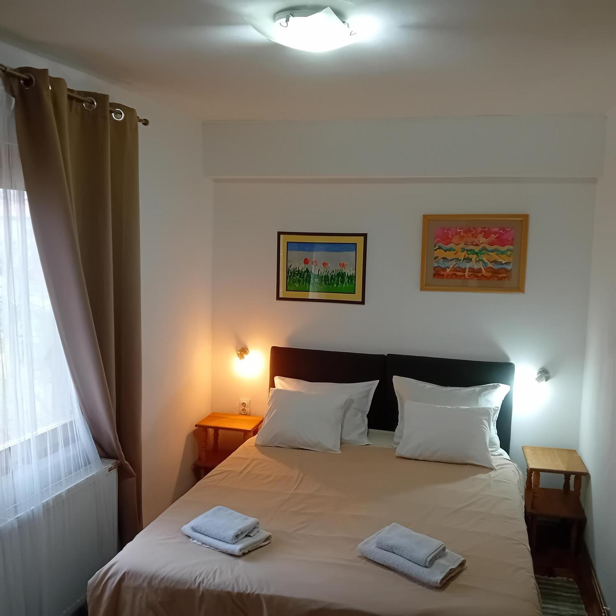 Zeravica Rooms B&B سرمسكي كارلوفيتش المظهر الخارجي الصورة